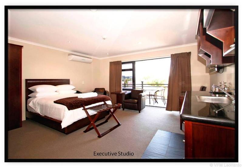 Aotea Motor Lodge Уонгануи Экстерьер фото Executive Studio